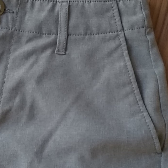 VOLCOM SHORTS - Picture 2 of 9